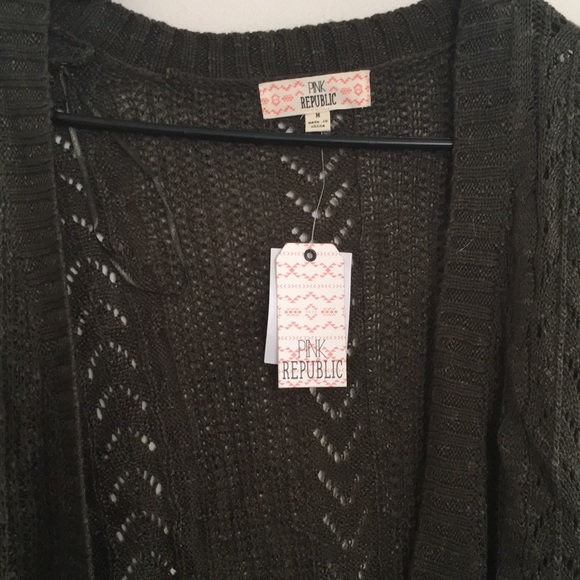 Sweater - Picture 2 of 2